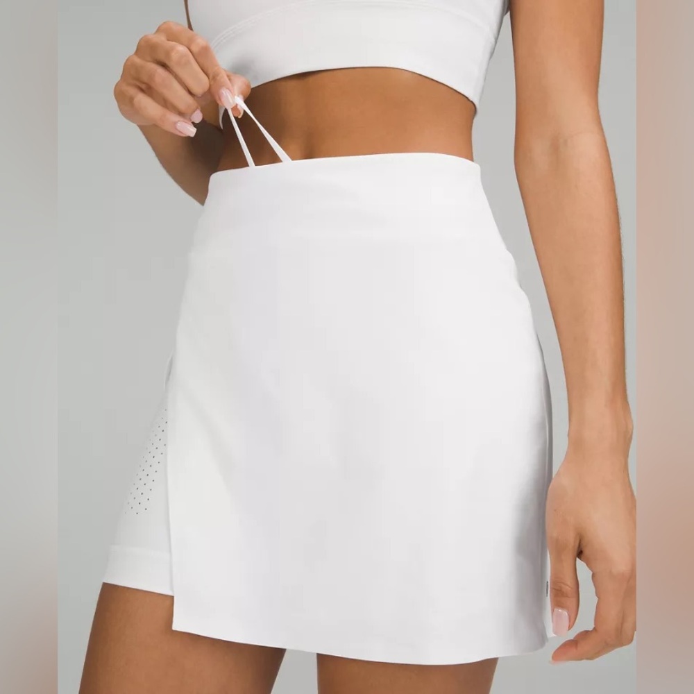 Super-High-Rise Side-Slit Tennis Skirt- White